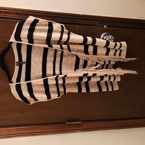 Womens Maurices knit tan and black striped short-sleeved over shirt